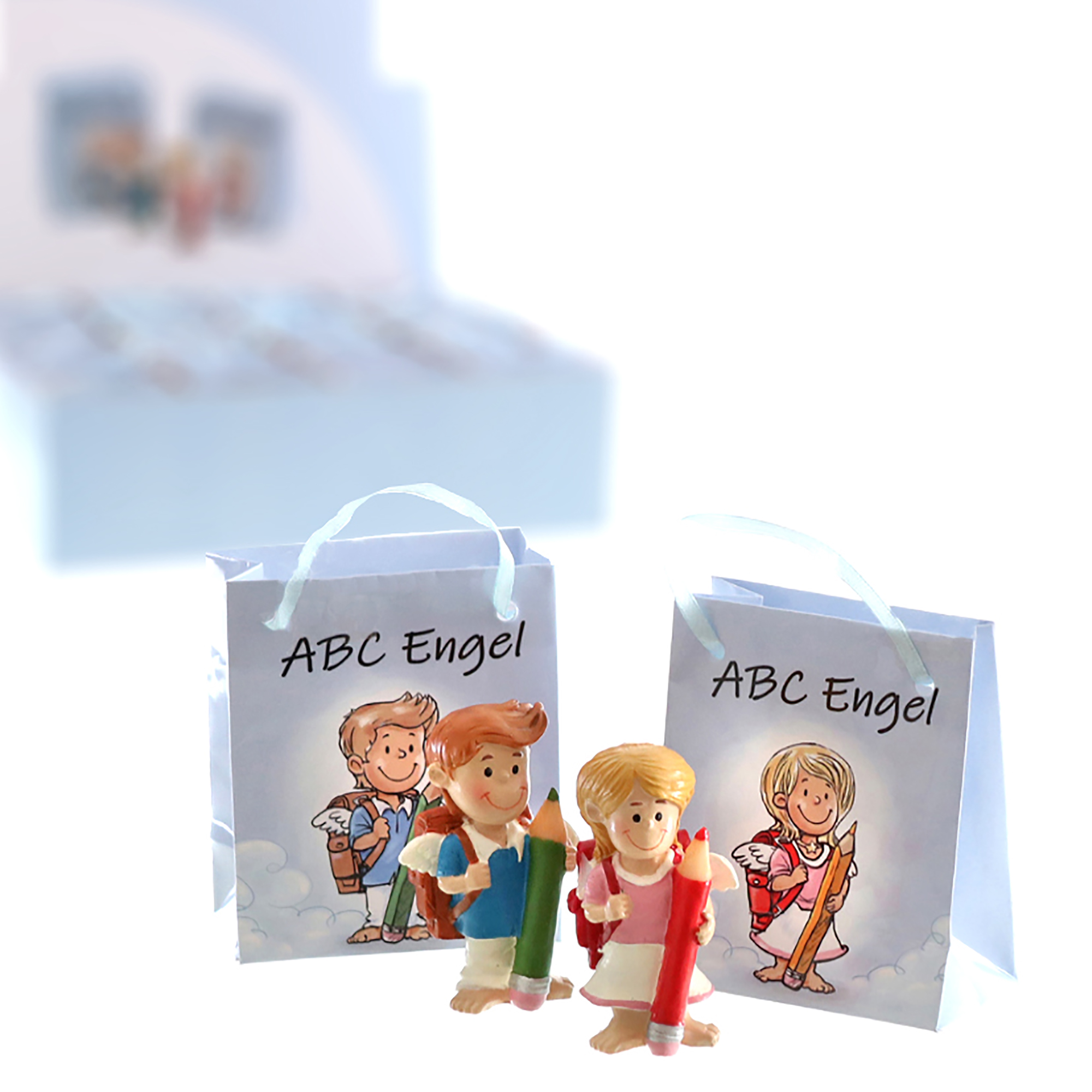 69446_yRN2iPk9YLpUn 24 x Schüler ABC- Schutzengel in Papiertüe zur Einschulung